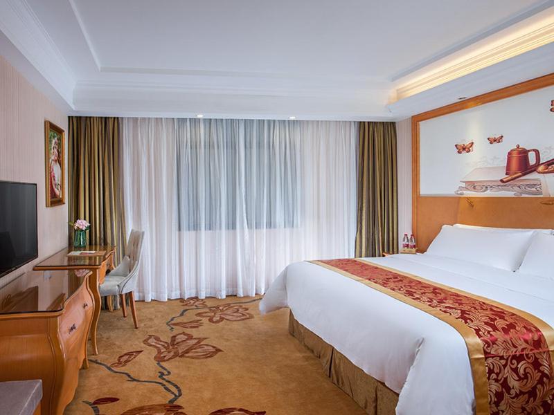 Vienna Hotel Shenzhen Gongming Huafa North Road Xitian Exterior foto